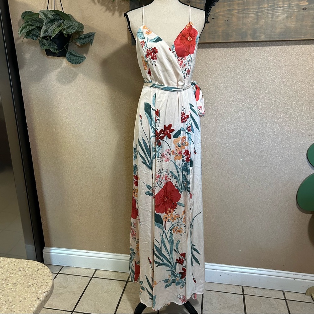 NWOT Lulus Still The One Cream Floral Satin Maxi Dress - Picture 2 of 10
